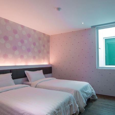 Riverfront Sentral Hotel Malacca エクステリア 写真